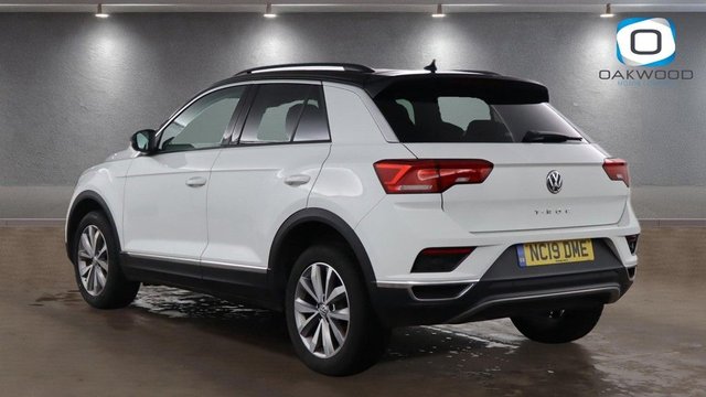 2019 Volkswagen T-Roc 1L Design 5dr - Photo 3