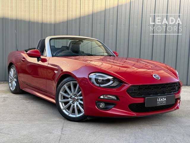 2017 66 Fiat 124 Spider MultiAir Lusso Plus 1.4 Convertible 2dr Petrol Euro 6 (140 ps)