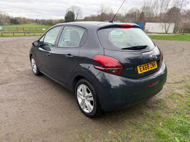 2018 PEUGEOT 208 - Photo 4