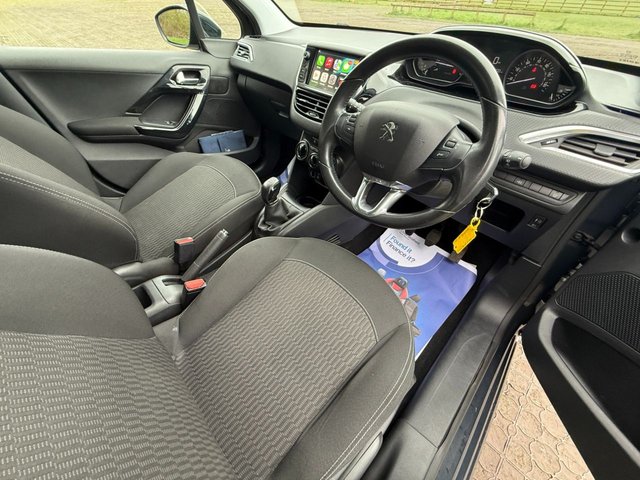 2018 PEUGEOT 208 - Photo 11