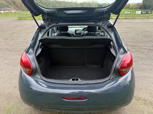 2018 PEUGEOT 208 - Photo 7