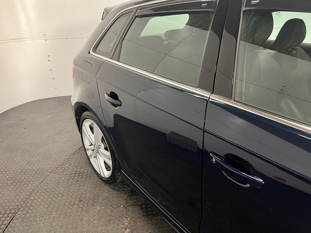 2019 Audi A3 2L S Line 5dr - Photo 11