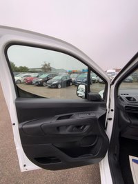 USED 2020 20 VAUXHALL COMBO 1.5 Turbo D 2000 Sportive Panel Van 4dr Diesel Manual L1 H1 Euro 6 (s/s) (100 ps) Low Miles Euro 6 Ready for Work