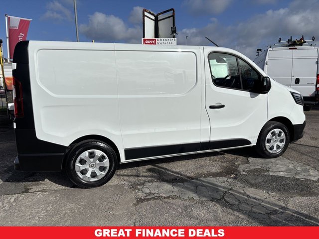 2022 Renault Trafic 2L Business 3dr - Photo 3