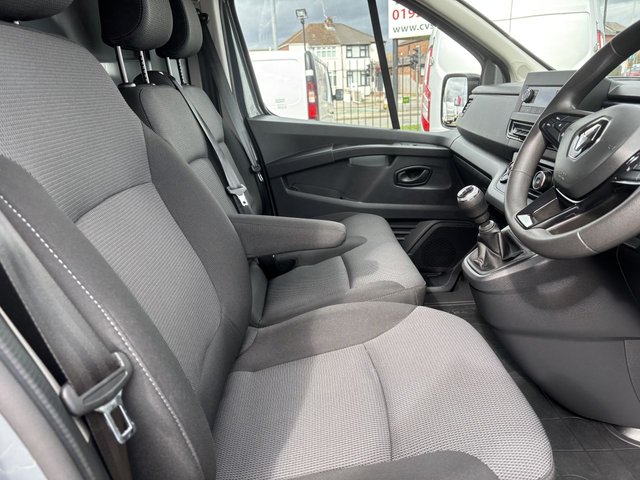 2022 Renault Trafic 2L Business 3dr - Photo 10