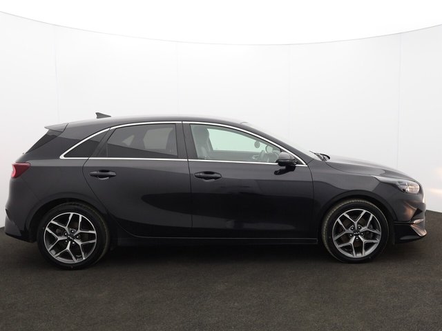 2022 Kia Ceed 1L 3 5dr - Photo 11