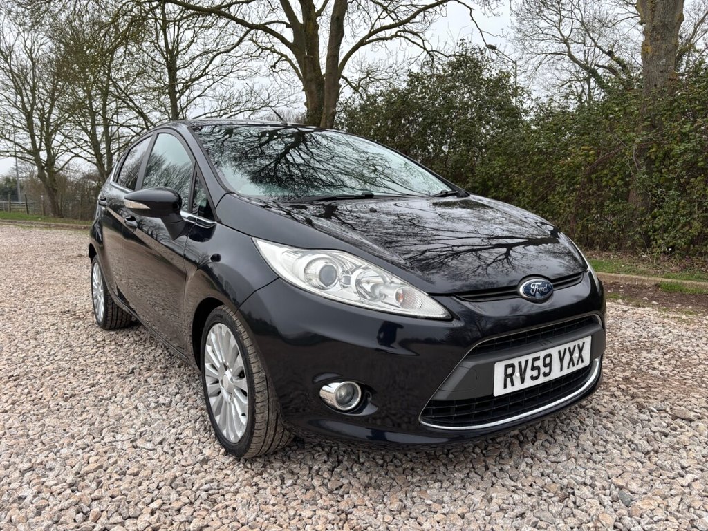 USED 2009 59 FORD FIESTA 1.4 Titanium Hatchback 5dr Petrol Automatic (154 g/km, 94 bhp) 