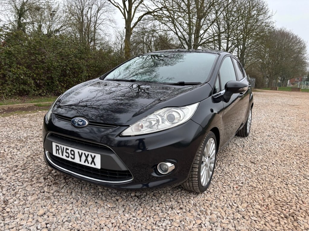 USED 2009 59 FORD FIESTA 1.4 Titanium Hatchback 5dr Petrol Automatic (154 g/km, 94 bhp) 
