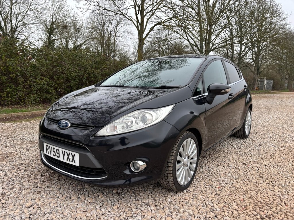 USED 2009 59 FORD FIESTA 1.4 Titanium Hatchback 5dr Petrol Automatic (154 g/km, 94 bhp) 
