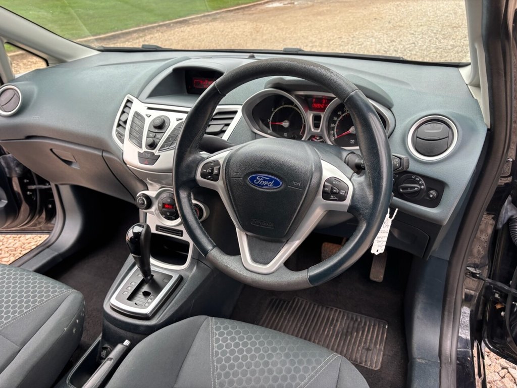 USED 2009 59 FORD FIESTA 1.4 Titanium Hatchback 5dr Petrol Automatic (154 g/km, 94 bhp) 