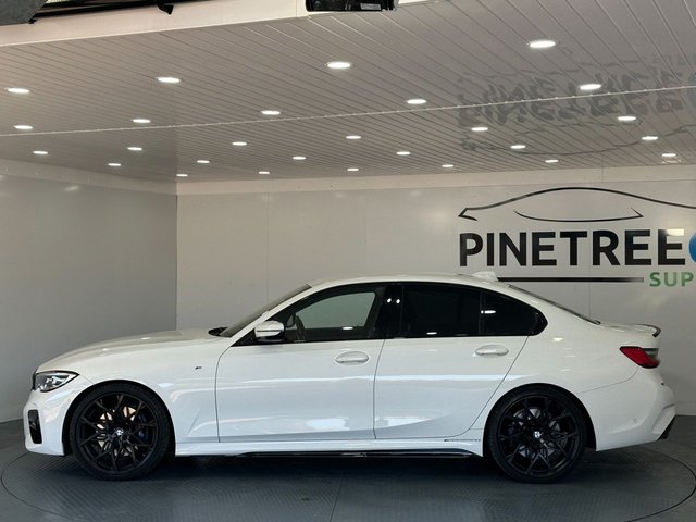 2019 BMW 3 SERIES - Photo 5