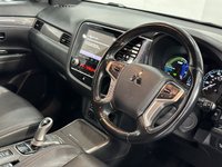 USED 2019 69 MITSUBISHI OUTLANDER 2.4h TwinMotor 13.8kWh Dynamic SUV 5dr Petrol Plug-in Hybrid CVT 4WD Euro 6 (s/s) (224 ps) 