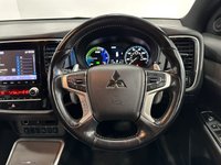 USED 2019 69 MITSUBISHI OUTLANDER 2.4h TwinMotor 13.8kWh Dynamic SUV 5dr Petrol Plug-in Hybrid CVT 4WD Euro 6 (s/s) (224 ps) 