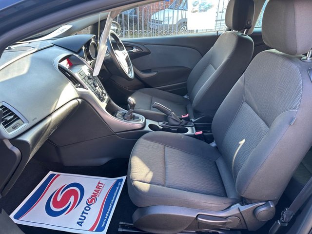 2015 VAUXHALL ASTRA GTC - Photo 11