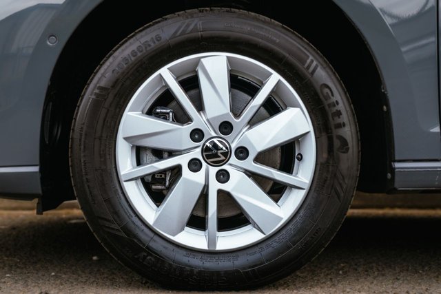 View our VOLKSWAGEN CADDY MAXI