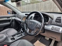 USED 2015 15 KIA SORENTO 2.2 CRDi KX-4 SUV 5dr Diesel Auto AWD Euro 5 (194 bhp) ** WE OFFER FINANCE ON THIS CAR **