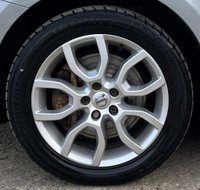 USED 2017 17 VOLVO V40 CROSS COUNTRY 2.0 D2 Pro Hatchback 5dr Diesel Manual Euro 6 (s/s) (120 ps) - SAT NAV - HEATED LEATHER - P/SENSORS - BLUETOOTH - CRUISE - DAB RADIO