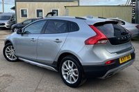 USED 2017 17 VOLVO V40 CROSS COUNTRY 2.0 D2 Pro Hatchback 5dr Diesel Manual Euro 6 (s/s) (120 ps) - SAT NAV - HEATED LEATHER - P/SENSORS - BLUETOOTH - CRUISE - DAB RADIO