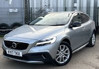 USED 2017 17 VOLVO V40 CROSS COUNTRY 2.0 D2 Pro Hatchback 5dr Diesel Manual Euro 6 (s/s) (120 ps) - SAT NAV - HEATED LEATHER - P/SENSORS - BLUETOOTH - CRUISE - DAB RADIO