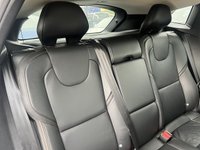 USED 2017 17 VOLVO V40 CROSS COUNTRY 2.0 D2 Pro Hatchback 5dr Diesel Manual Euro 6 (s/s) (120 ps) - SAT NAV - HEATED LEATHER - P/SENSORS - BLUETOOTH - CRUISE - DAB RADIO