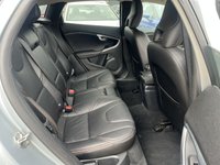 USED 2017 17 VOLVO V40 CROSS COUNTRY 2.0 D2 Pro Hatchback 5dr Diesel Manual Euro 6 (s/s) (120 ps) - SAT NAV - HEATED LEATHER - P/SENSORS - BLUETOOTH - CRUISE - DAB RADIO