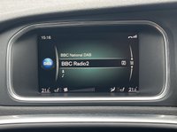 USED 2017 17 VOLVO V40 CROSS COUNTRY 2.0 D2 Pro Hatchback 5dr Diesel Manual Euro 6 (s/s) (120 ps) - SAT NAV - HEATED LEATHER - P/SENSORS - BLUETOOTH - CRUISE - DAB RADIO