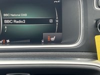 USED 2017 17 VOLVO V40 CROSS COUNTRY 2.0 D2 Pro Hatchback 5dr Diesel Manual Euro 6 (s/s) (120 ps) - SAT NAV - HEATED LEATHER - P/SENSORS - BLUETOOTH - CRUISE - DAB RADIO