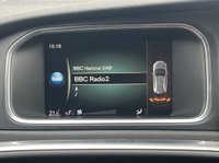 USED 2017 17 VOLVO V40 CROSS COUNTRY 2.0 D2 Pro Hatchback 5dr Diesel Manual Euro 6 (s/s) (120 ps) - SAT NAV - HEATED LEATHER - P/SENSORS - BLUETOOTH - CRUISE - DAB RADIO