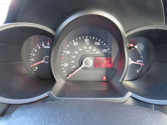 2013 KIA PICANTO 2013 1.0 2 Hatchback 5dr Petrol Manual Euro 5 (68 bhp) - Photo 12