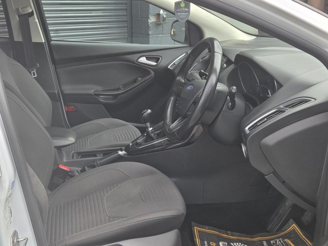 2018 FORD FOCUS - Photo 9