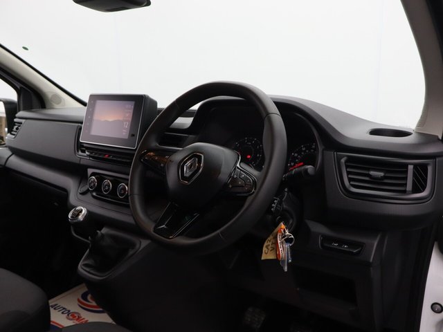 2022 Renault Trafic 2L Business+ 3dr - Photo 12