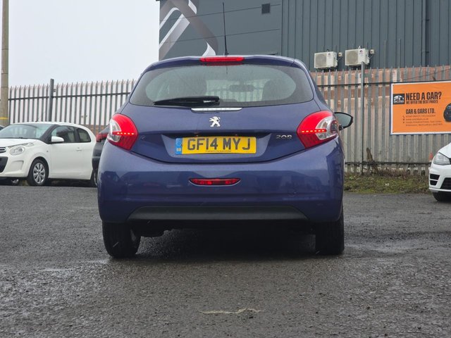 View our PEUGEOT 208