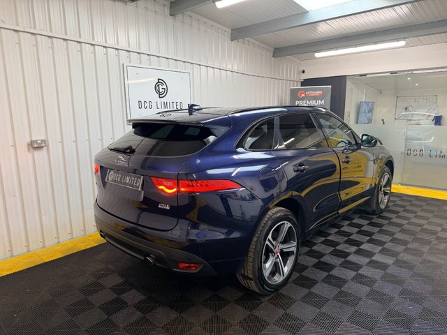 2017 JAGUAR F-PACE (2017) - Photo 8