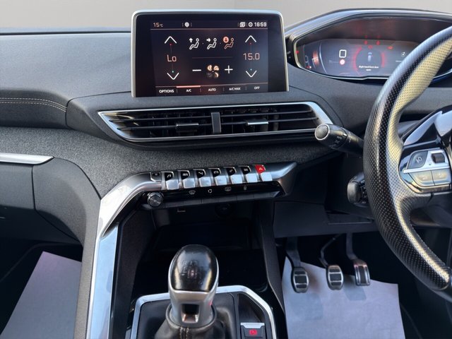 2018 Peugeot 3008 - Photo 10