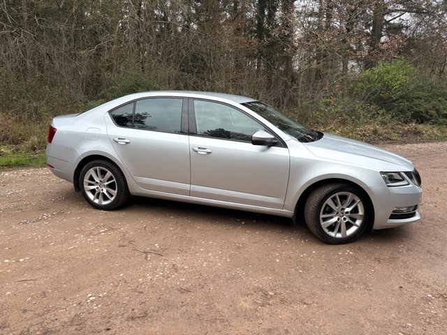 View our Skoda Octavia 1.4 TSI SE L Hatchback 5dr Petrol DSG Euro 6 (s/s) (150 ps)