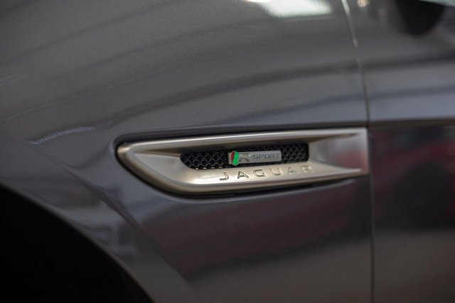 2016 Jaguar Xf 2L R-Sport 4dr - Photo 7