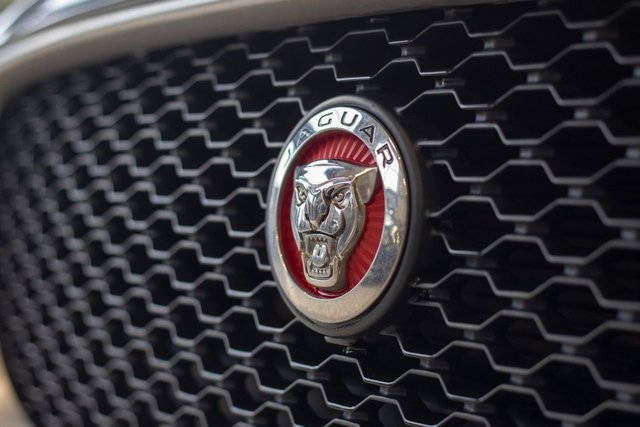 2016 Jaguar Xf 2L R-Sport 4dr - Photo 8