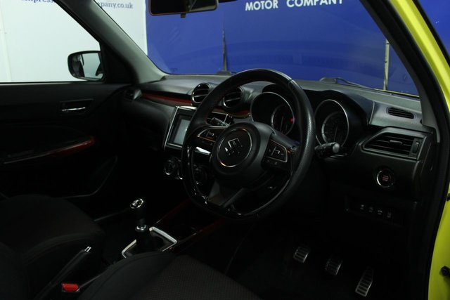 2018 SUZUKI SWIFT - Photo 8