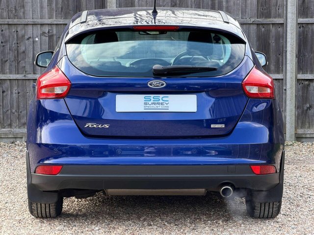2015 Ford Focus - Photo 12