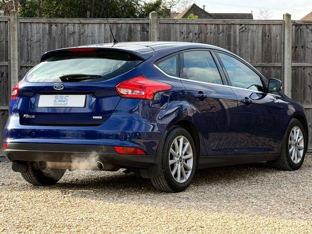 2015 Ford Focus - Photo 3