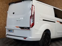 USED 2022 22 FORD TRANSIT CUSTOM 2.0 320 EcoBlue Limited Crew Van Double Cab 5dr Diesel Manual L2 H1 Euro 6 (s/s) (6 Seat) (130 ps) NEW WETBELT NO VAT - LWB - 18" WHEELS