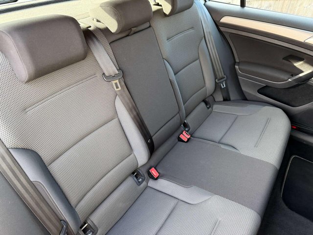 2017 Volkswagen Golf - Photo 10