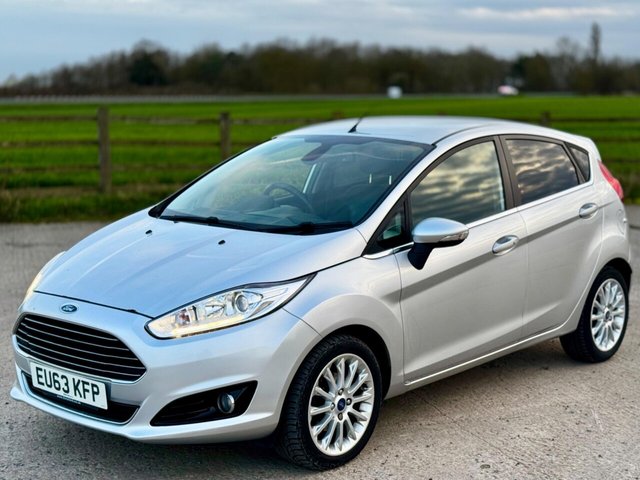 2013 FORD FIESTA