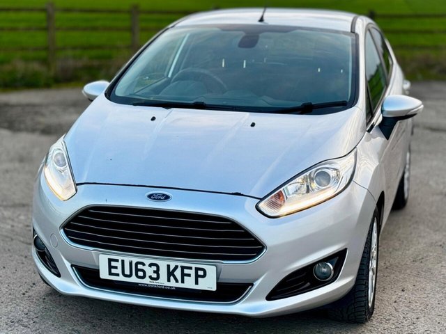 2013 FORD FIESTA - Photo 3
