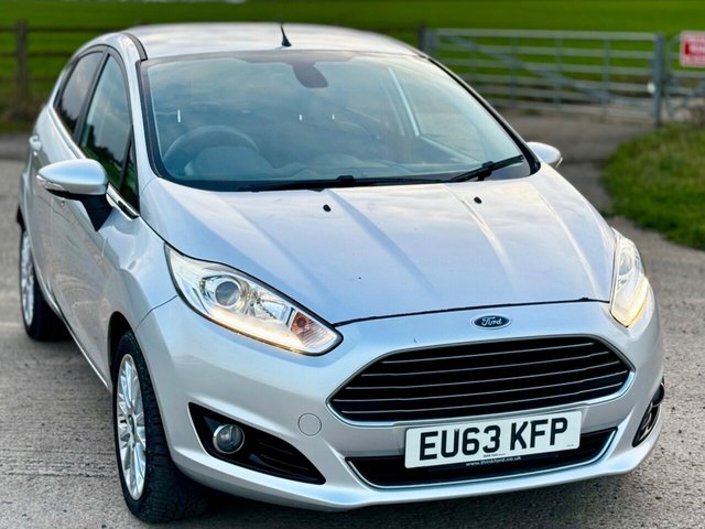 2013 FORD FIESTA - Photo 5