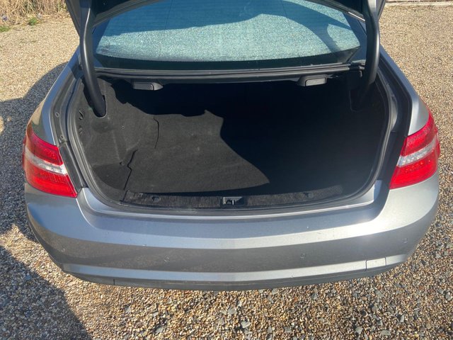 2013 MERCEDES-BENZ E-CLASS 2.1 E220 CDI BlueEfficiency Sport Coupe 2dr Diesel G-Tronic+ Euro 5 (s/s) (170 ps) - Photo 9