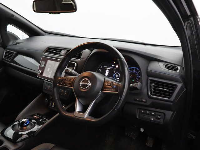 2022 Nissan Leaf - Photo 12