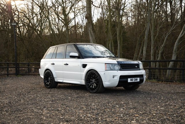 View our LAND ROVER RANGE ROVER SPORT