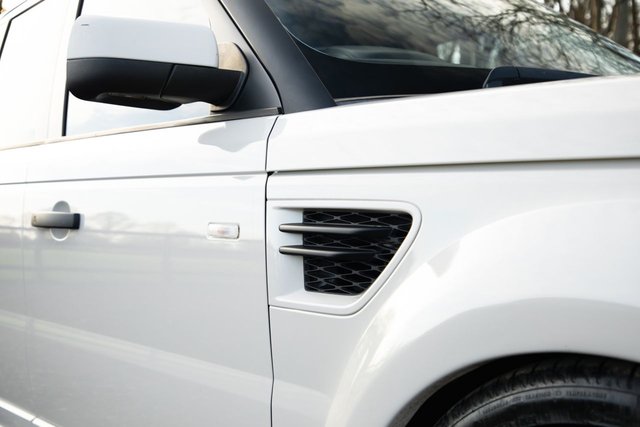View our LAND ROVER RANGE ROVER SPORT