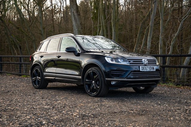2017 VOLKSWAGEN TOUAREG 3.0 TDI V6 R-Line Plus SUV 5dr Diesel Tiptronic 4WD Euro 6 (s/s) (262 ps) - Photo 2